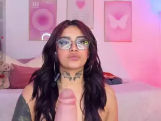 Hinata-01's Live Sex Cam Show