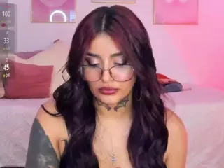 Hinata-01's Live Sex Cam Show