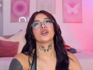 Hinata-01's Live Sex Cam Show