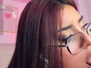Hinata-01's Live Sex Cam Show