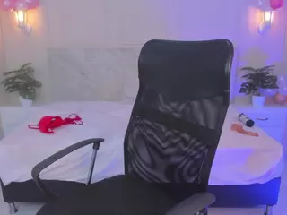 zarablazee's Live Sex Cam Show