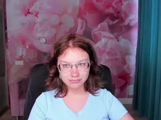 AngelinaLow's Live Sex Cam Show