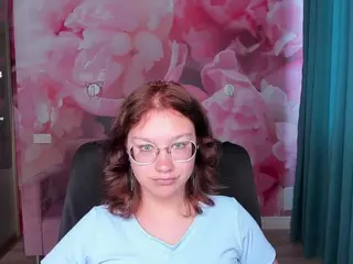 AngelinaLow's Live Sex Cam Show