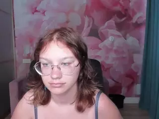 AngelinaLow's Live Sex Cam Show