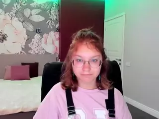 AngelinaLow's Live Sex Cam Show