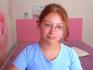 AngelinaLow's Live Sex Cam Show