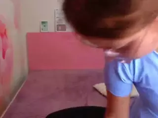 AngelinaLow's Live Sex Cam Show