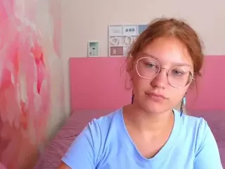 AngelinaLow's Live Sex Cam Show