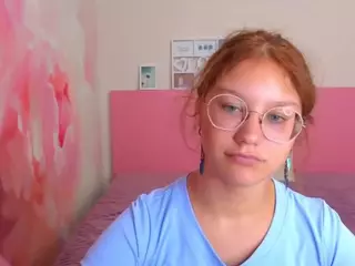 AngelinaLow's Live Sex Cam Show