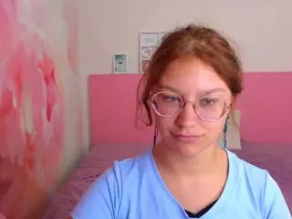 AngelinaLow's Live Sex Cam Show