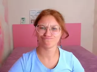 AngelinaLow's Live Sex Cam Show