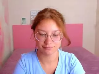 AngelinaLow's Live Sex Cam Show