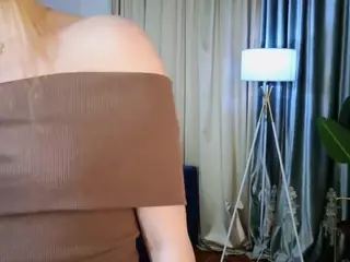 EdwinaChambless's Live Sex Cam Show