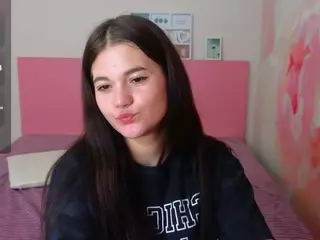 ElinaMils's Live Sex Cam Show