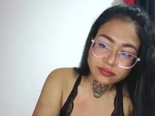 honeyblue-e's Live Sex Cam Show