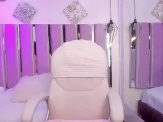 ivybraaze's Live Sex Cam Show