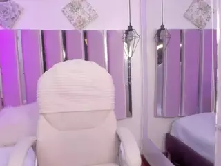 ivybraaze's Live Sex Cam Show