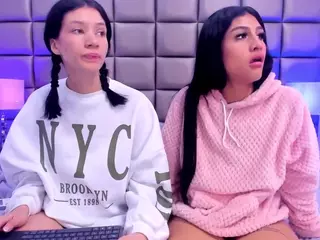 SkyFalls's Live Sex Cam Show