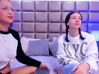 SkyFalls's Live Sex Cam Show