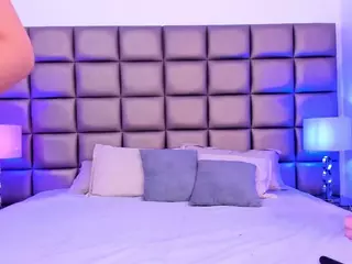 SkyFalls's Live Sex Cam Show