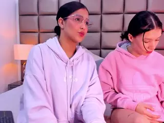 SkyFalls's Live Sex Cam Show