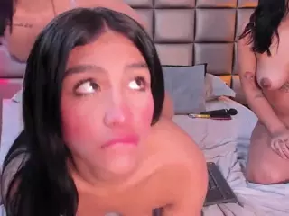 SkyFalls's Live Sex Cam Show