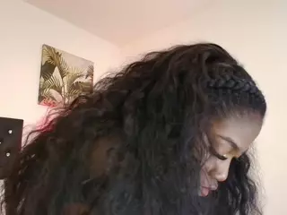 ThamaraBunny's Live Sex Cam Show