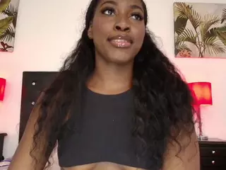 ThamaraBunny's Live Sex Cam Show