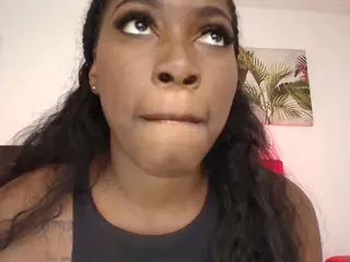 ThamaraBunny's Live Sex Cam Show