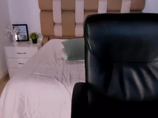Aida-Jones's Live Sex Cam Show