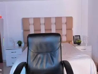 Aida-Jones's Live Sex Cam Show