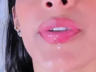 emmawilliams's Live Sex Cam Show