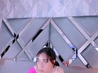 emmawilliams's Live Sex Cam Show