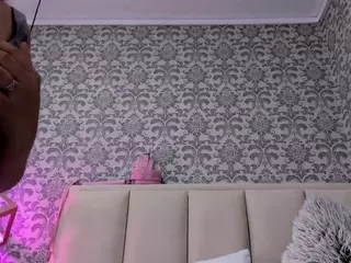 MADYROWAN's Live Sex Cam Show