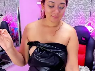 MADYROWAN's Live Sex Cam Show
