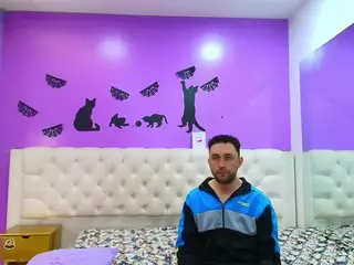 StacyAndJeremmy's Live Sex Cam Show