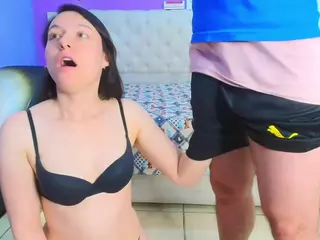 StacyAndJeremmy's Live Sex Cam Show