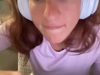 Stassie Summers's Live Sex Cam Show