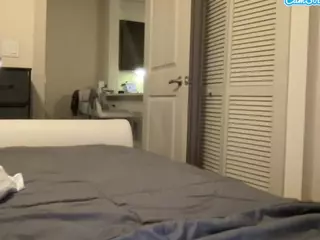 Stassie Summers's Live Sex Cam Show