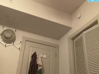 Stassie Summers's Live Sex Cam Show