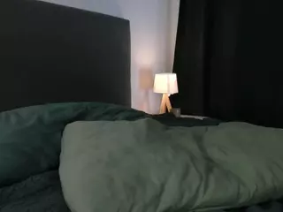 WandaHelme's Live Sex Cam Show