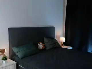 WandaHelme's Live Sex Cam Show
