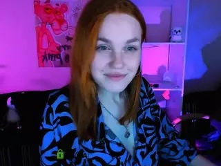 ellie-fire's Live Sex Cam Show