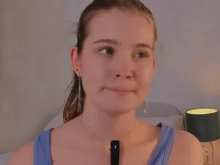 FancyEvitt's Live Sex Cam Show