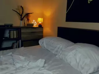 FionaMoore's Live Sex Cam Show