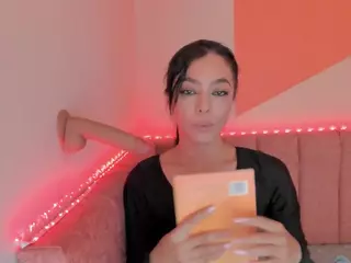 MajooGomez's Live Sex Cam Show