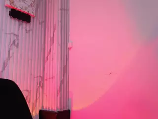 Guxplo's Live Sex Cam Show