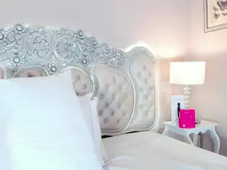 KatlynRous's Live Sex Cam Show