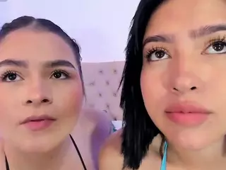 velvetvixens's Live Sex Cam Show