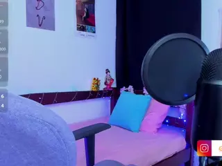 GigimonRamen's Live Sex Cam Show